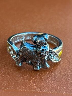 Size 10.5 silver plated Whimsical Dog Rhinestone Accent Ring -